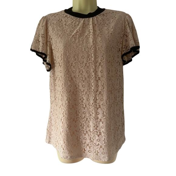 Emi & Joe Cream Lace Blouse Black Trim Flutter Sleeve Woman Size Small Romantic - Picture 1 of 10